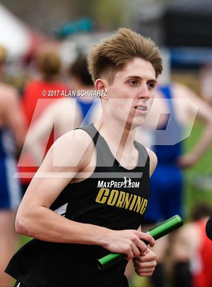 Thumbnail 1 in Rush-Henrietta Relays photogallery.