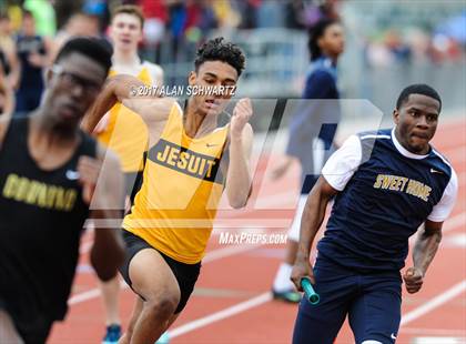 Thumbnail 3 in Rush-Henrietta Relays photogallery.