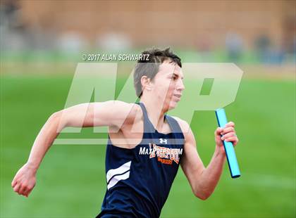 Thumbnail 2 in Rush-Henrietta Relays photogallery.