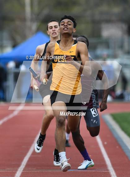 Thumbnail 2 in Rush-Henrietta Relays photogallery.