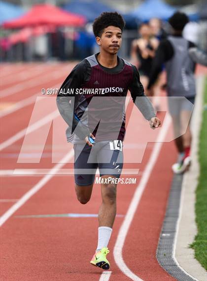 Thumbnail 1 in Rush-Henrietta Relays photogallery.
