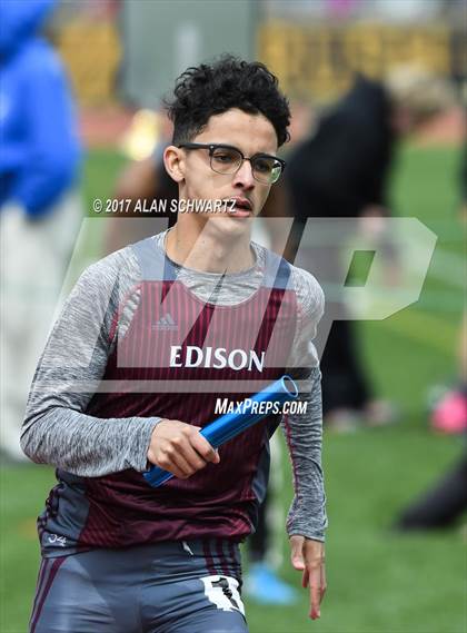 Thumbnail 2 in Rush-Henrietta Relays photogallery.