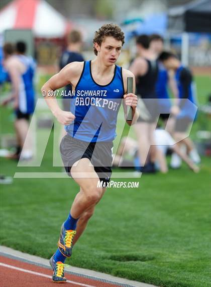 Thumbnail 2 in Rush-Henrietta Relays photogallery.