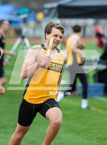 Thumbnail 3 in Rush-Henrietta Relays photogallery.