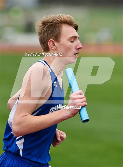 Thumbnail 3 in Rush-Henrietta Relays photogallery.