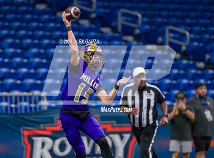 Thumbnail 3 in Miller vs. DeSoto photogallery.