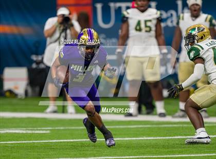 Thumbnail 2 in Miller vs. DeSoto photogallery.
