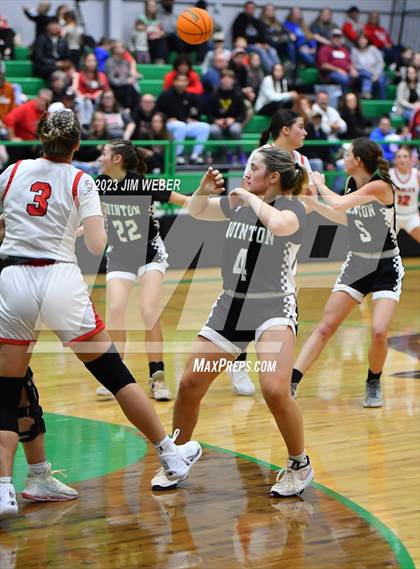 Thumbnail 3 in Stigler vs. Quinton photogallery.