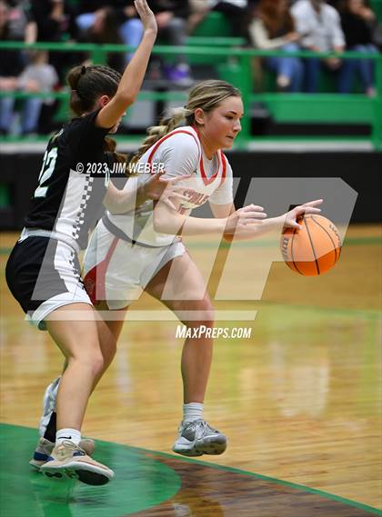 Thumbnail 1 in Stigler vs. Quinton photogallery.