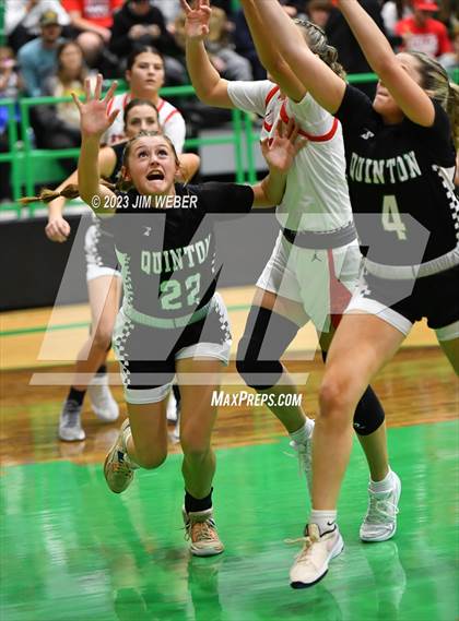 Thumbnail 1 in Stigler vs. Quinton photogallery.