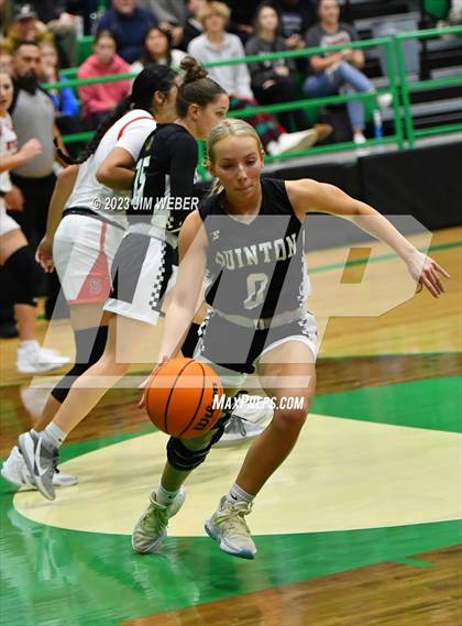 Thumbnail 2 in Stigler vs. Quinton photogallery.