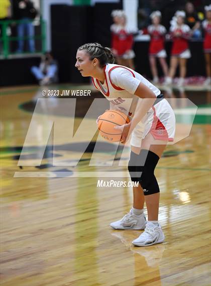 Thumbnail 1 in Stigler vs. Quinton photogallery.