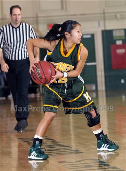 Thumbnail 2 in Kennedy vs. St. Francis (Hoops Classic 2009) photogallery.