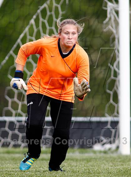 Thumbnail 1 in Notre Dame vs Bayless (MSHSAA Class 1 District 2 Final) photogallery.