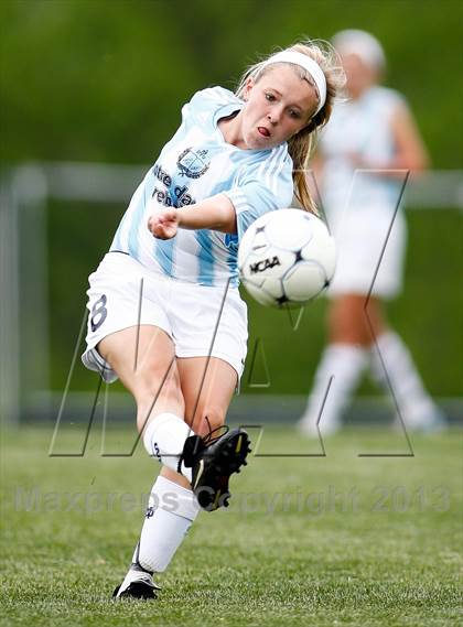 Thumbnail 1 in Notre Dame vs Bayless (MSHSAA Class 1 District 2 Final) photogallery.