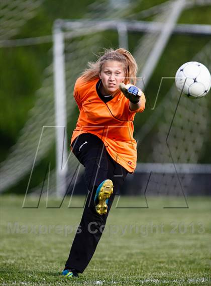 Thumbnail 1 in Notre Dame vs Bayless (MSHSAA Class 1 District 2 Final) photogallery.