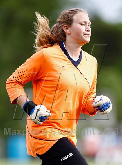 Thumbnail 3 in Notre Dame vs Bayless (MSHSAA Class 1 District 2 Final) photogallery.