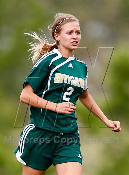 Thumbnail 3 in Notre Dame vs Bayless (MSHSAA Class 1 District 2 Final) photogallery.