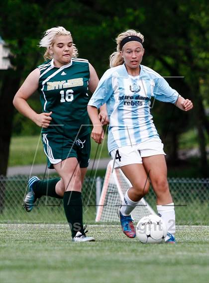 Thumbnail 2 in Notre Dame vs Bayless (MSHSAA Class 1 District 2 Final) photogallery.