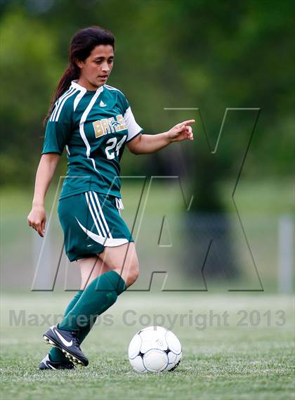 Thumbnail 3 in Notre Dame vs Bayless (MSHSAA Class 1 District 2 Final) photogallery.
