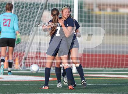 Thumbnail 2 in Perry vs. Desert Vista (Coyote Classic)  photogallery.