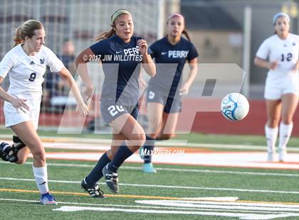 Thumbnail 1 in Perry vs. Desert Vista (Coyote Classic)  photogallery.
