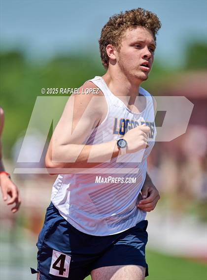 Thumbnail 2 in Lake Houston Conquerors Invitational (1600M) photogallery.