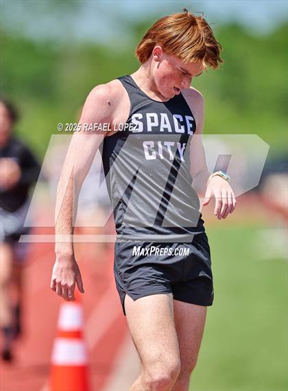 Thumbnail 3 in Lake Houston Conquerors Invitational (1600M) photogallery.