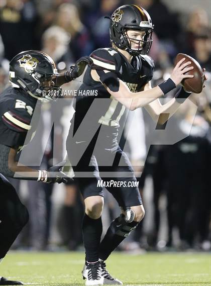 Thumbnail 2 in Rouse vs. Liberty Hill photogallery.