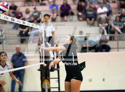 Thumbnail 2 in Waxahachie vs Red Oak photogallery.
