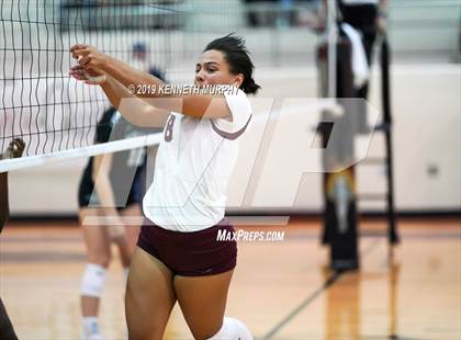Thumbnail 1 in Waxahachie vs Red Oak photogallery.