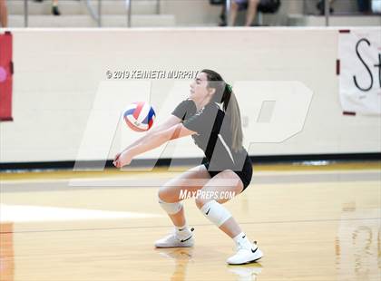 Thumbnail 3 in Waxahachie vs Red Oak photogallery.