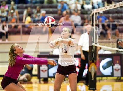 Thumbnail 1 in Waxahachie vs Red Oak photogallery.