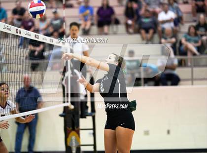 Thumbnail 1 in Waxahachie vs Red Oak photogallery.