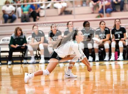 Thumbnail 2 in Waxahachie vs Red Oak photogallery.