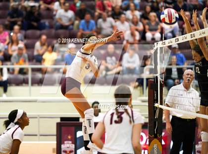 Thumbnail 2 in Waxahachie vs Red Oak photogallery.