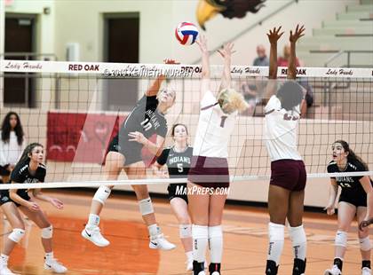 Thumbnail 3 in Waxahachie vs Red Oak photogallery.