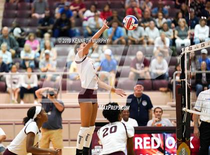 Thumbnail 1 in Waxahachie vs Red Oak photogallery.