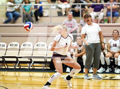 Thumbnail 3 in Waxahachie vs Red Oak photogallery.