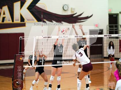 Thumbnail 3 in Waxahachie vs Red Oak photogallery.