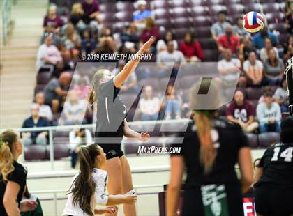 Thumbnail 2 in Waxahachie vs Red Oak photogallery.