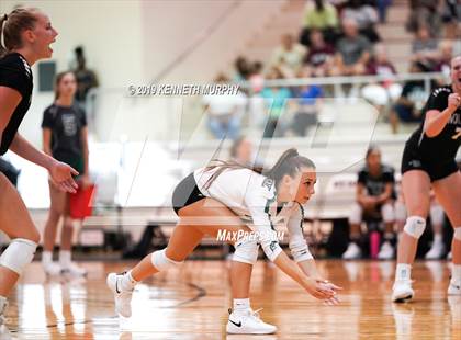 Thumbnail 3 in Waxahachie vs Red Oak photogallery.
