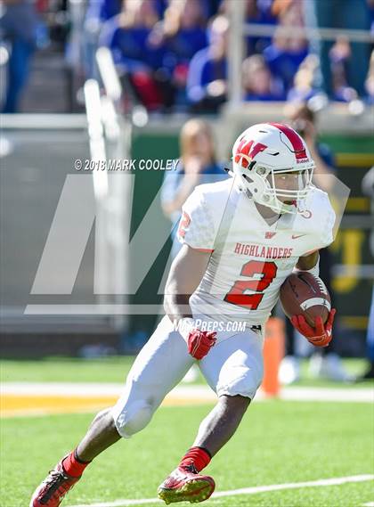 Thumbnail 2 in Allen vs. The Woodlands (UIL 6A D1 Quarterfinal) photogallery.