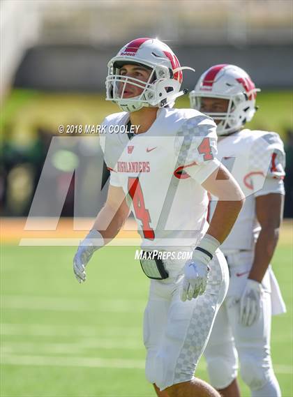 Thumbnail 2 in Allen vs. The Woodlands (UIL 6A D1 Quarterfinal) photogallery.