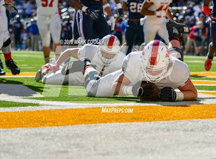 Thumbnail 2 in Allen vs. The Woodlands (UIL 6A D1 Quarterfinal) photogallery.