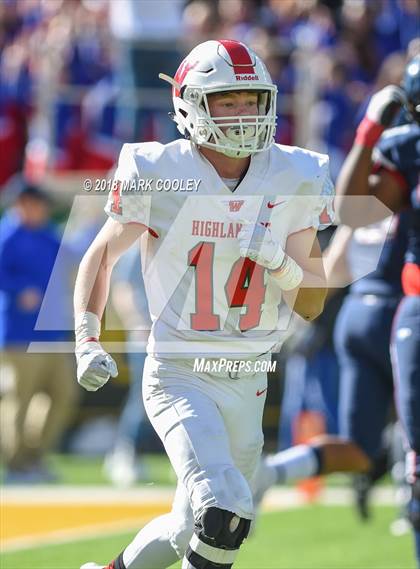 Thumbnail 2 in Allen vs. The Woodlands (UIL 6A D1 Quarterfinal) photogallery.