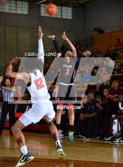 Thumbnail 3 in Etiwanda vs. Westchester (Nike Extravaganza) photogallery.