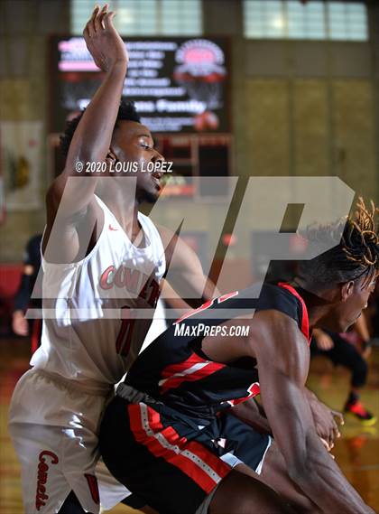 Thumbnail 3 in Etiwanda vs. Westchester (Nike Extravaganza) photogallery.