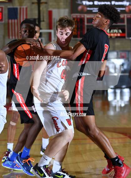 Thumbnail 2 in Etiwanda vs. Westchester (Nike Extravaganza) photogallery.