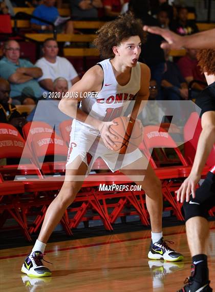 Thumbnail 2 in Etiwanda vs. Westchester (Nike Extravaganza) photogallery.